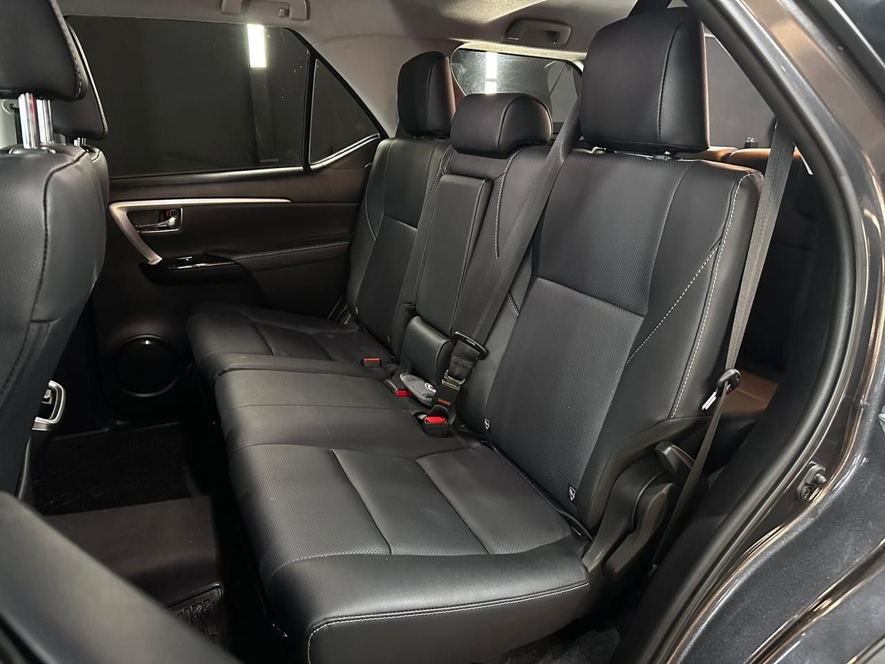 Toyota Hilux SW4 Usado en Córdoba, deRuedas