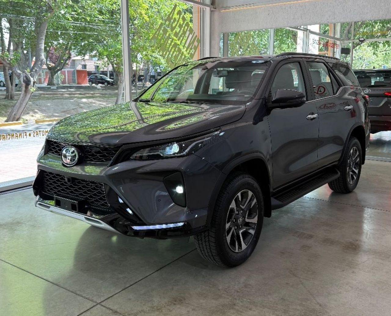 Toyota Hilux SW4 Nuevo Financiado en Mendoza, deRuedas