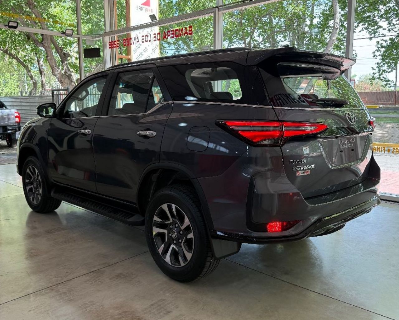 Toyota Hilux SW4 Nuevo Financiado en Mendoza, deRuedas