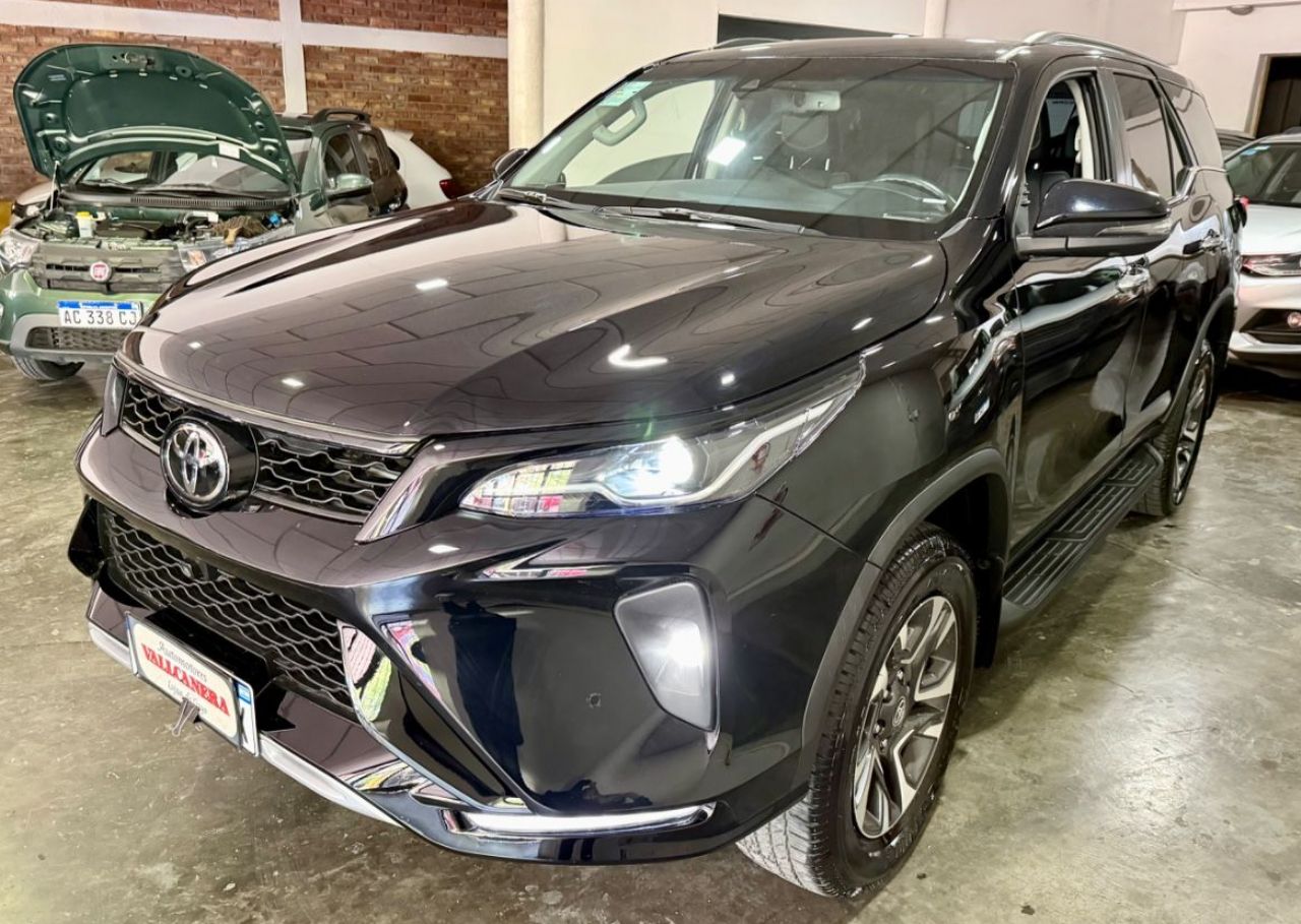 Toyota Hilux SW4 Usado en Mendoza, deRuedas