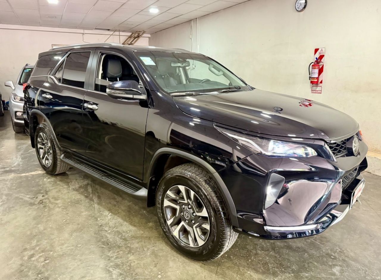 Toyota Hilux SW4 Usado en Mendoza, deRuedas