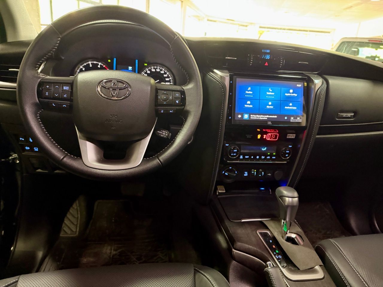 Toyota Hilux SW4 Usado en Mendoza, deRuedas