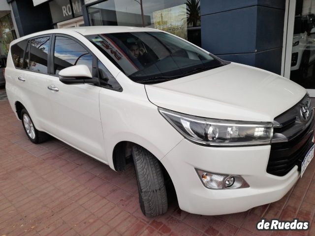 Toyota Innova Usado en Mendoza, deRuedas