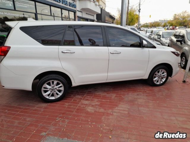 Toyota Innova Usado en Mendoza, deRuedas