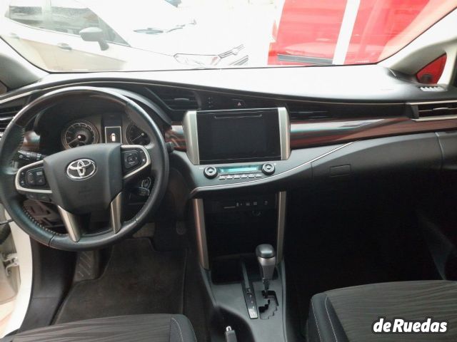 Toyota Innova Usado en Mendoza, deRuedas