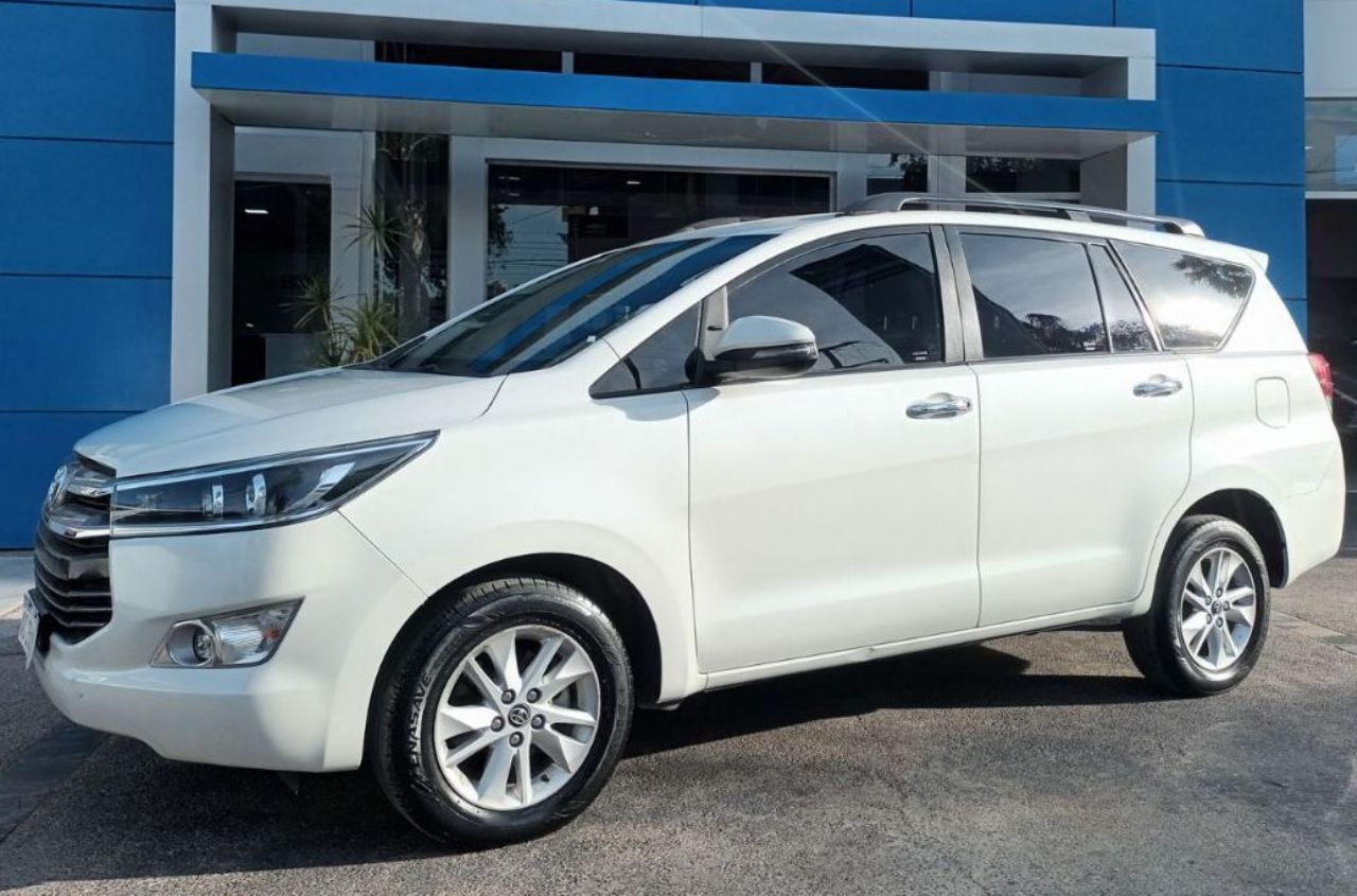 Toyota Innova Usado en San Juan, deRuedas