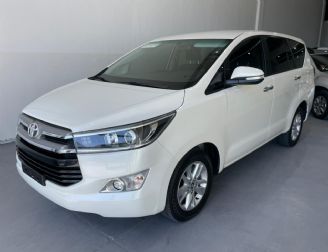 Toyota Innova Usado en Córdoba Financiado
