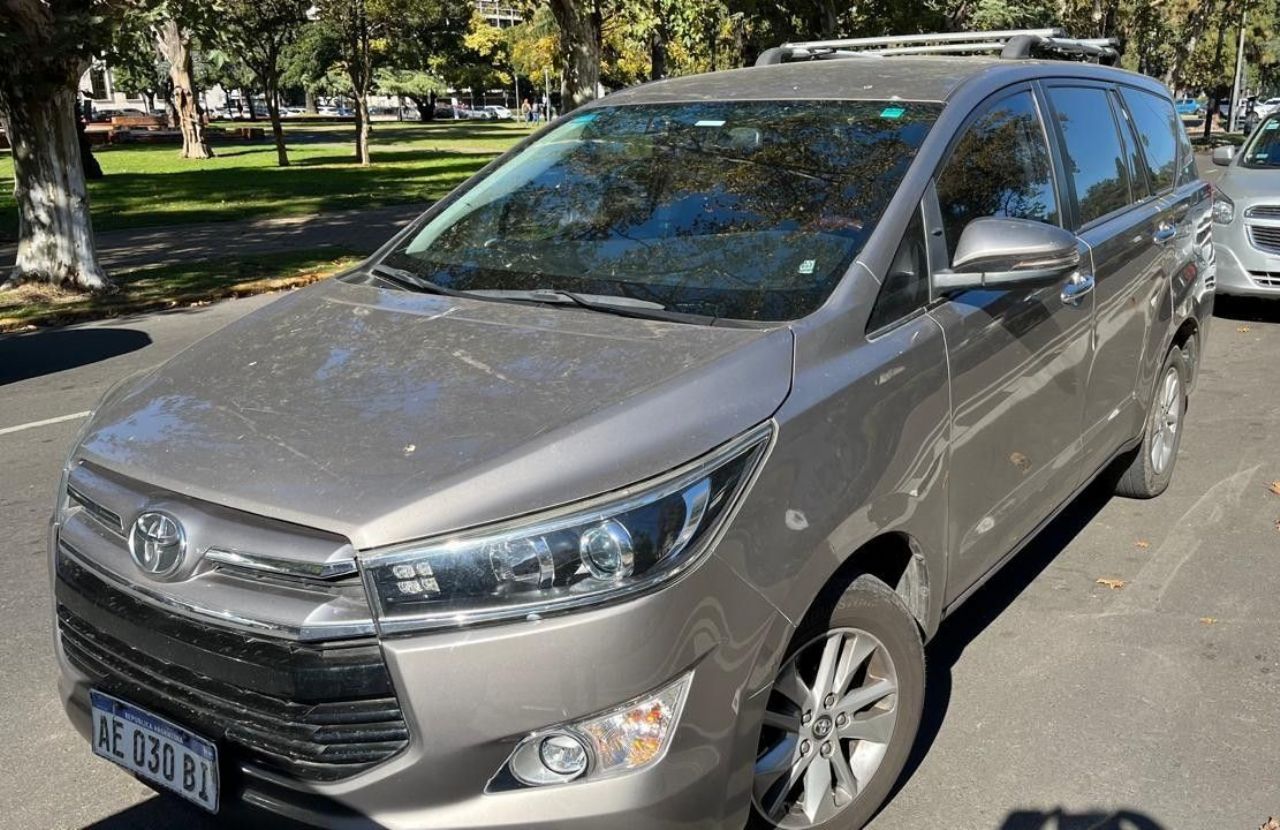 Toyota Innova Usado en Santa Fe, deRuedas