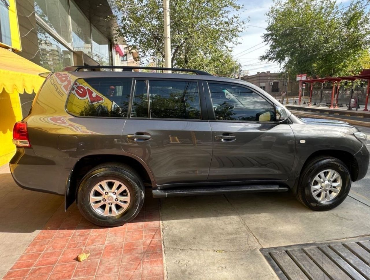 Toyota Land Cruiser Usado en Mendoza, deRuedas