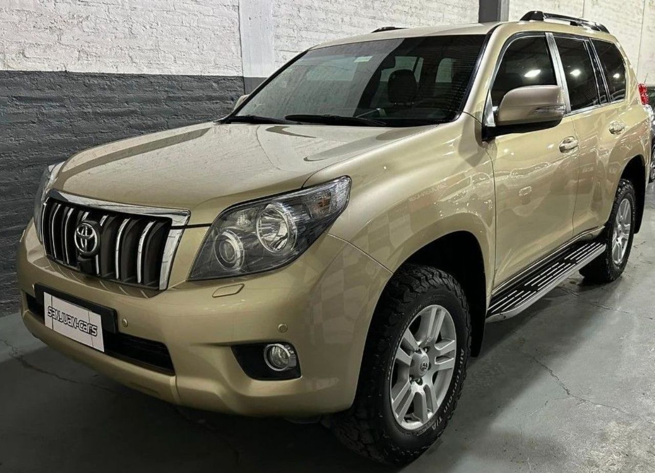 Toyota Land Cruiser Usado en San Juan, deRuedas