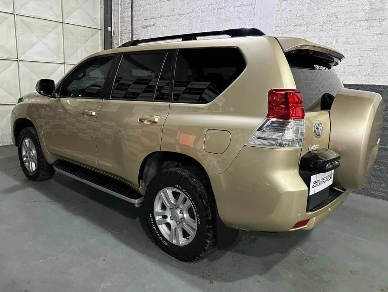 Toyota Land Cruiser Usado en San Juan, deRuedas