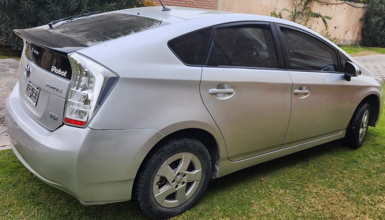 Toyota Prius Usado en San Juan, deRuedas