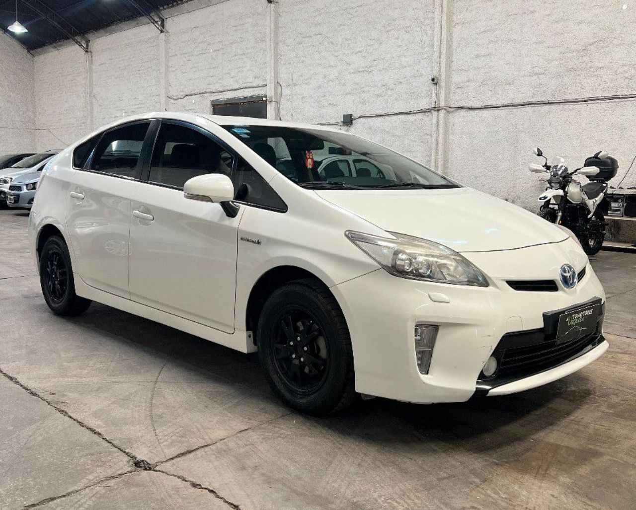 Toyota Prius Usado Financiado en Mendoza, deRuedas