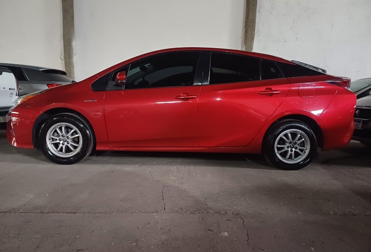 Toyota Prius Usado Financiado en Mendoza, deRuedas