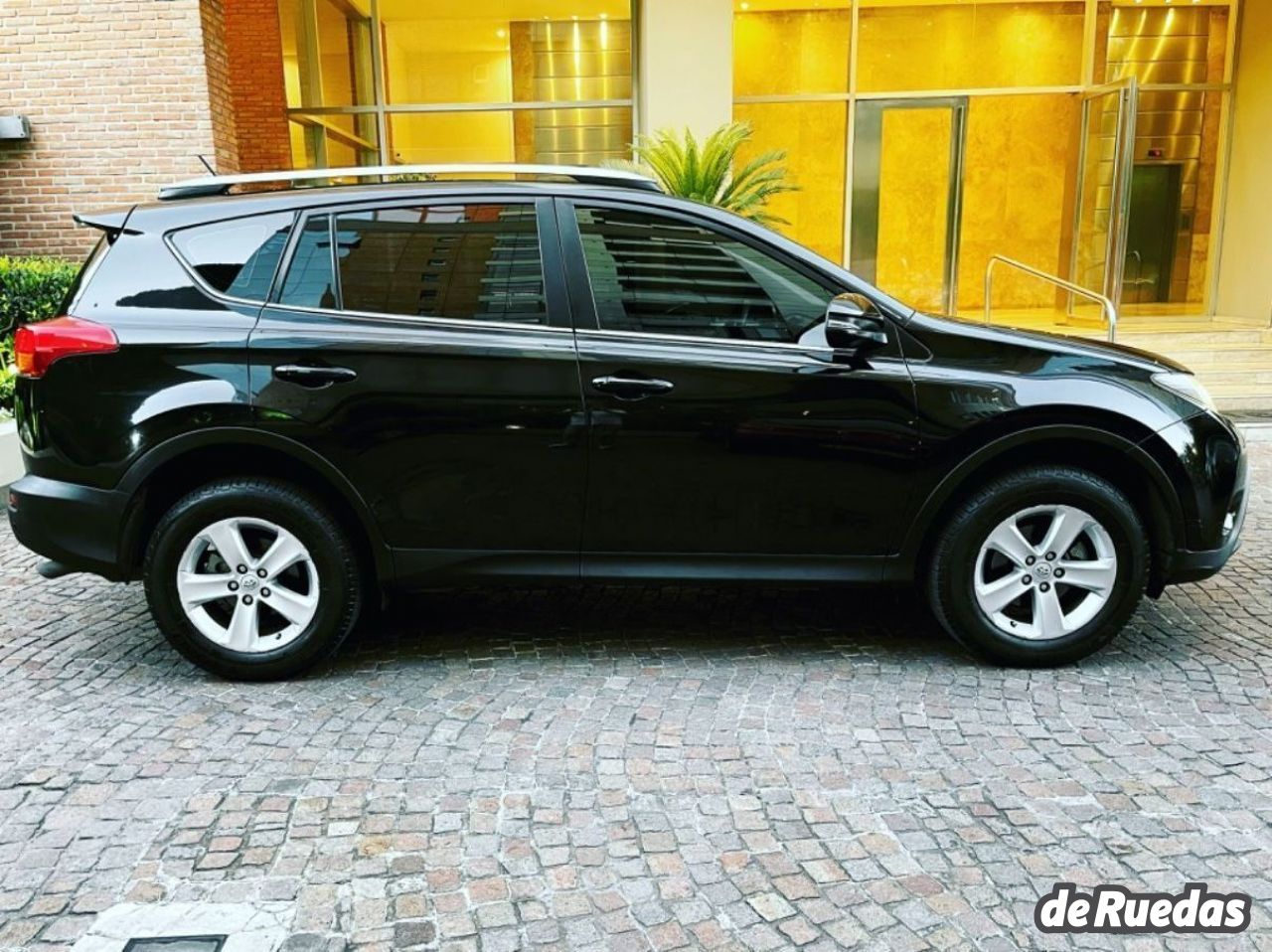 Toyota RAV4 Usado en Buenos Aires, deRuedas