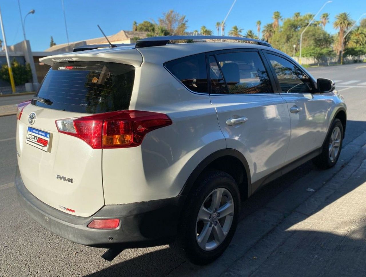 Toyota RAV4 Usado en San Juan, deRuedas