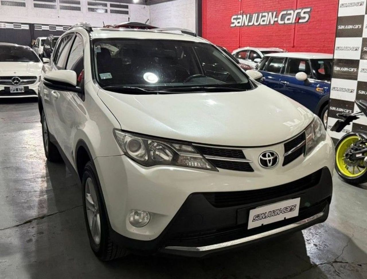 Toyota RAV4 Usado Financiado en San Juan, deRuedas