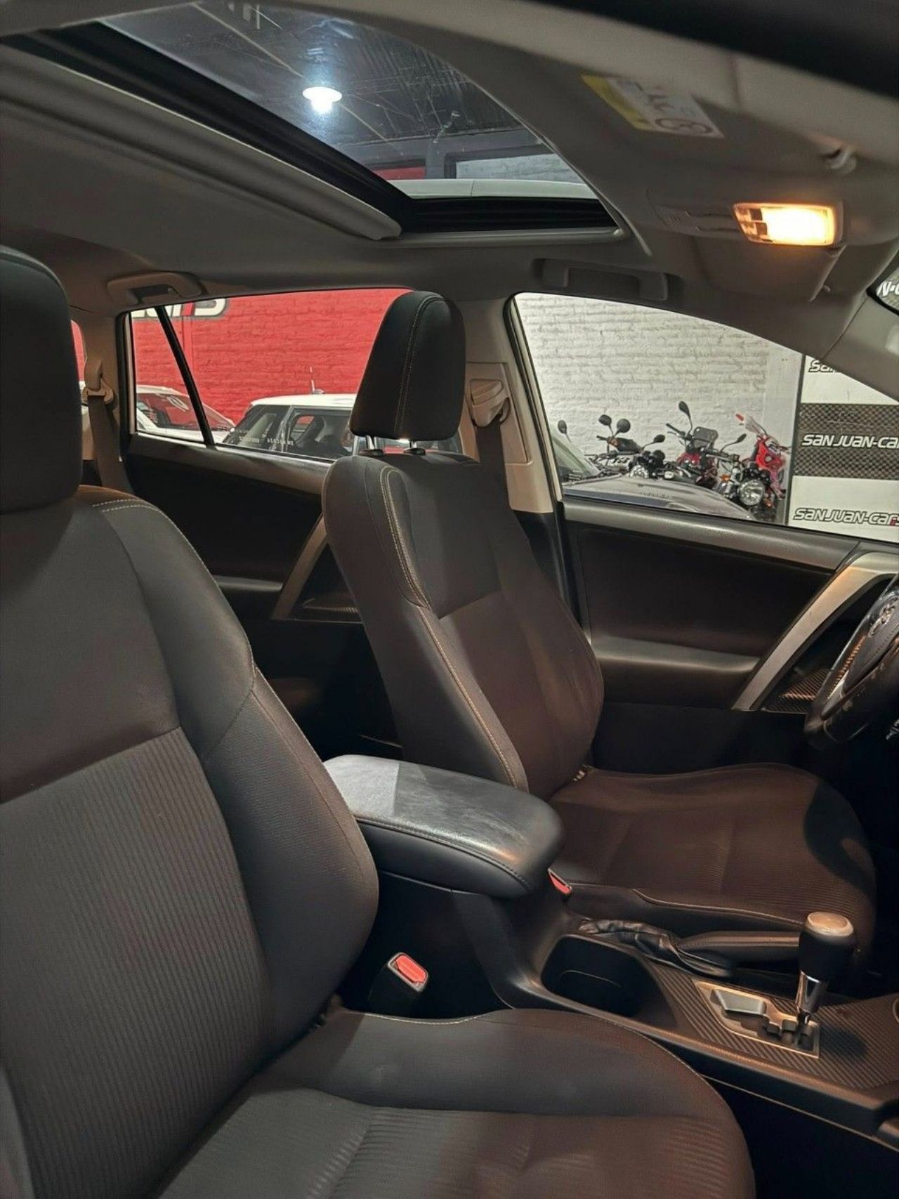Toyota RAV4 Usado Financiado en San Juan, deRuedas