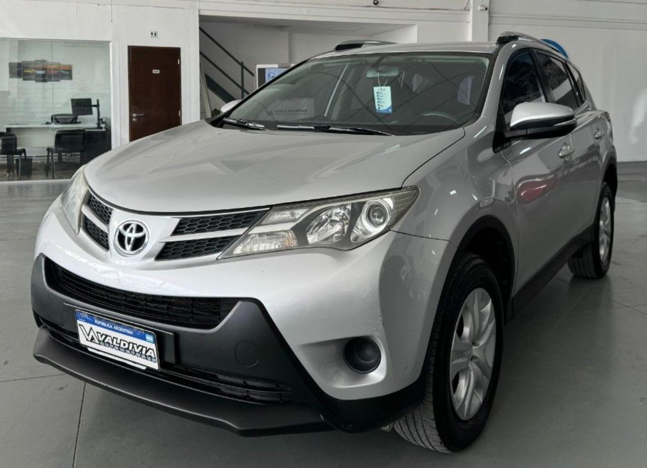 Toyota RAV4 Usado Financiado en San Juan, deRuedas