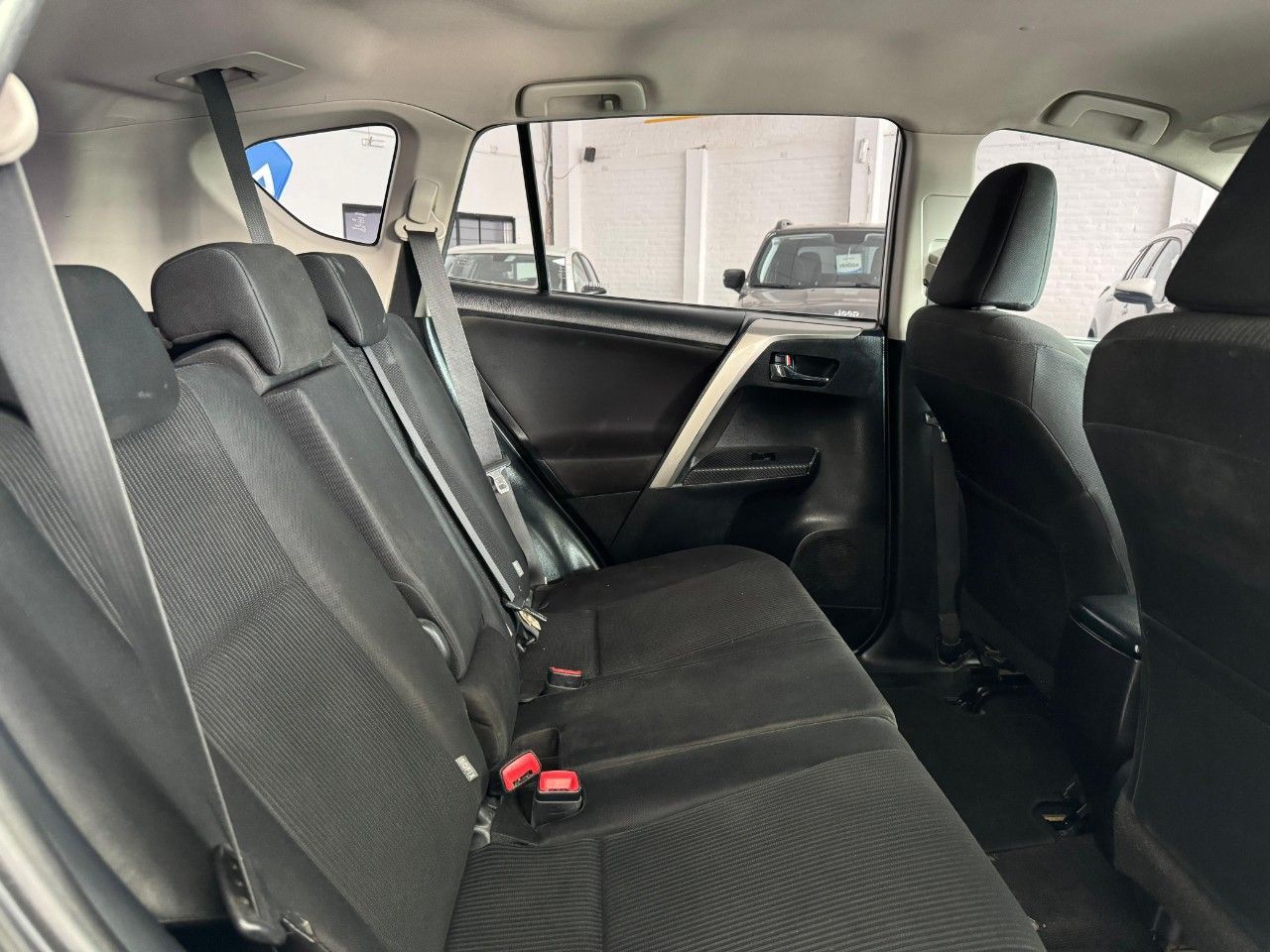 Toyota RAV4 Usado Financiado en San Juan, deRuedas