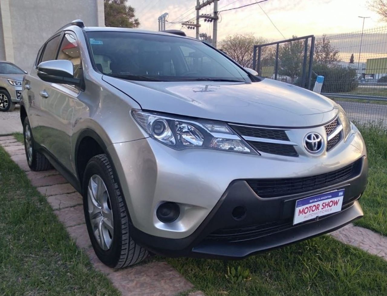 Toyota RAV4 Usado Financiado en San Juan, deRuedas