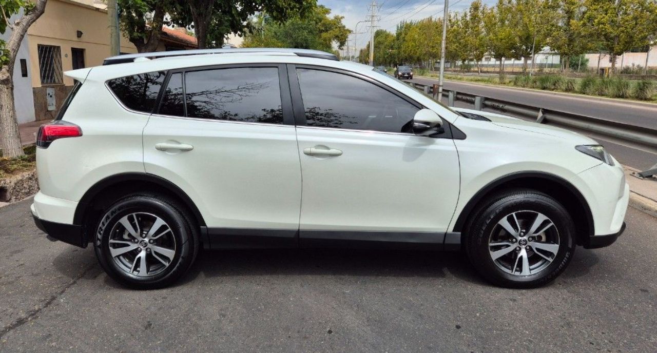 Toyota RAV4 Usado Financiado en Mendoza, deRuedas
