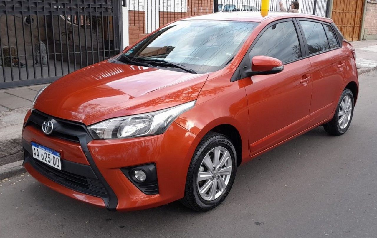 Toyota Yaris Usado en Mendoza, deRuedas