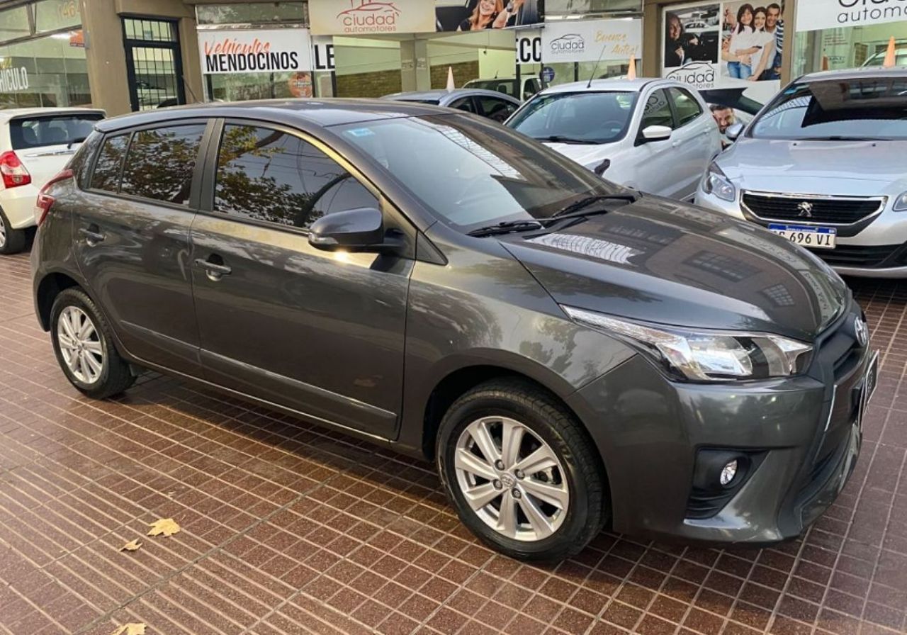 Toyota Yaris Usado en Mendoza, deRuedas