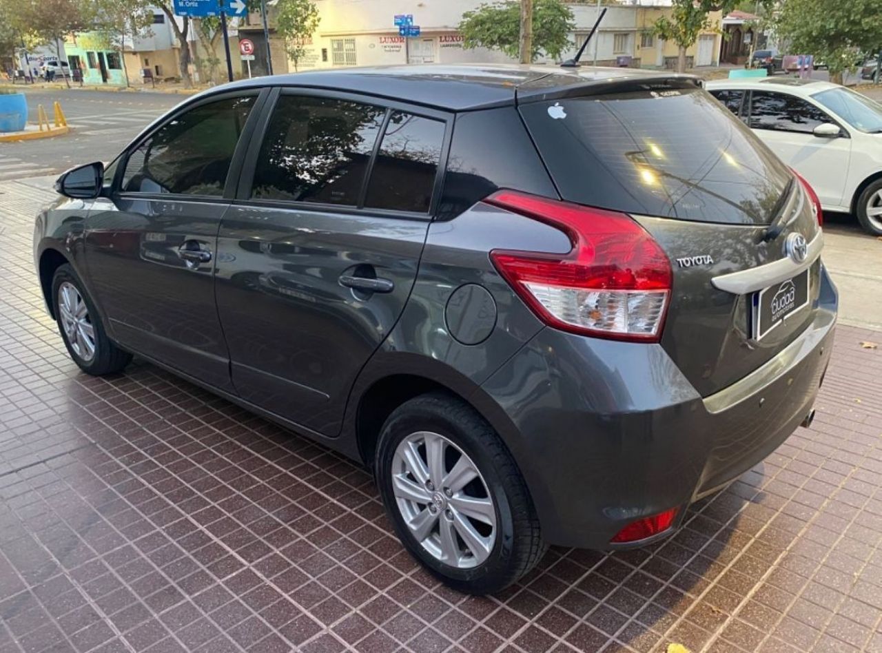 Toyota Yaris Usado en Mendoza, deRuedas