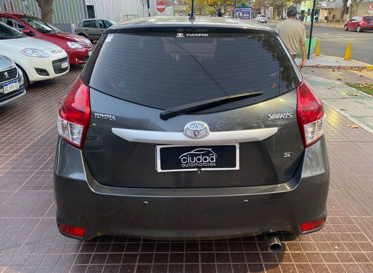 Toyota Yaris Usado en Mendoza, deRuedas