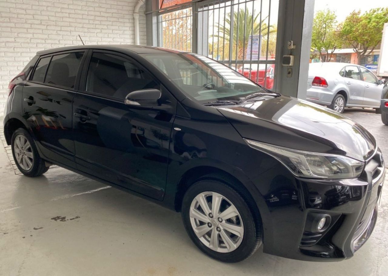 Toyota Yaris Usado en Mendoza, deRuedas