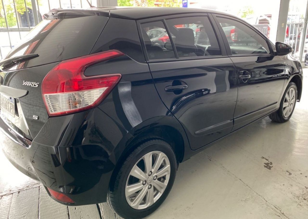 Toyota Yaris Usado en Mendoza, deRuedas