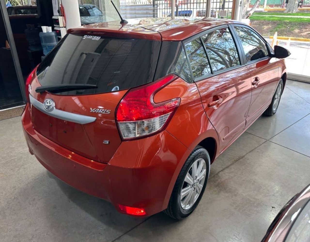 Toyota Yaris Usado en Mendoza, deRuedas