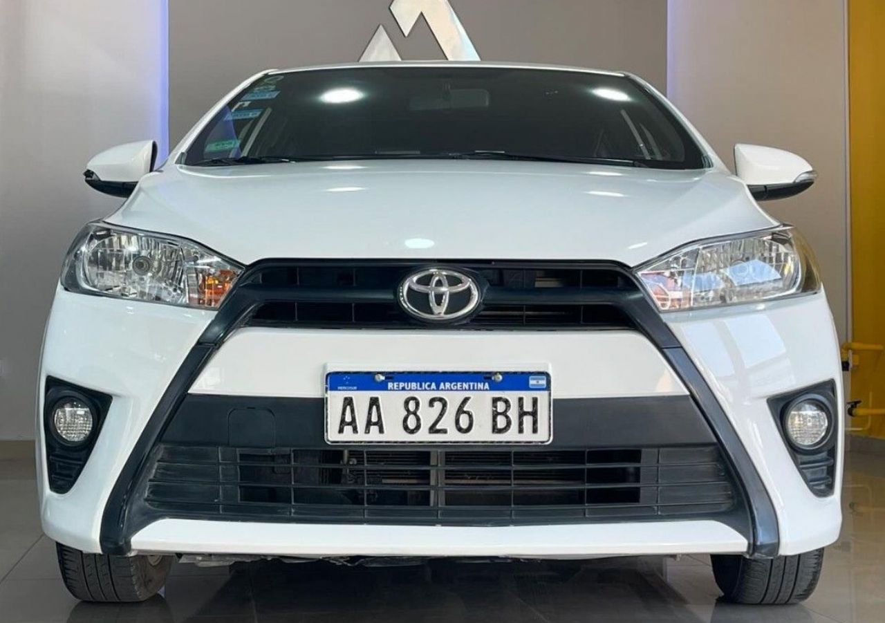 Toyota Yaris Usado en San Juan, deRuedas