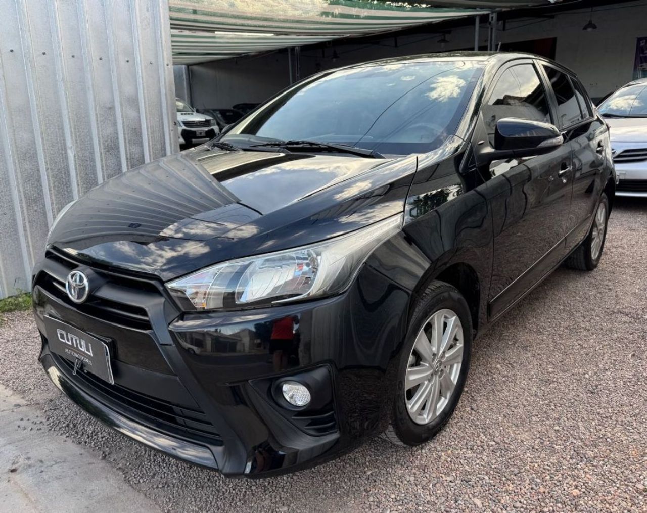 Toyota Yaris Usado Financiado en Mendoza, deRuedas