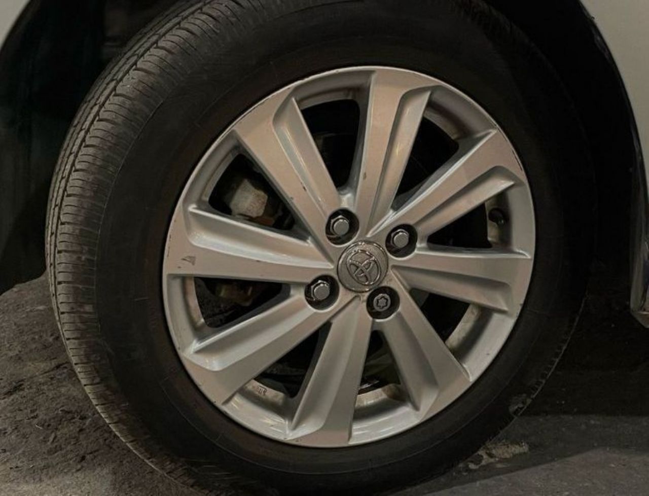 Toyota Yaris Usado en Buenos Aires, deRuedas