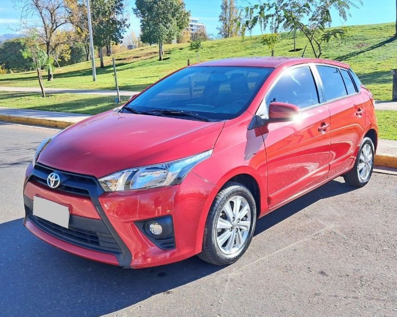 Toyota Yaris Usado Financiado en Mendoza, deRuedas