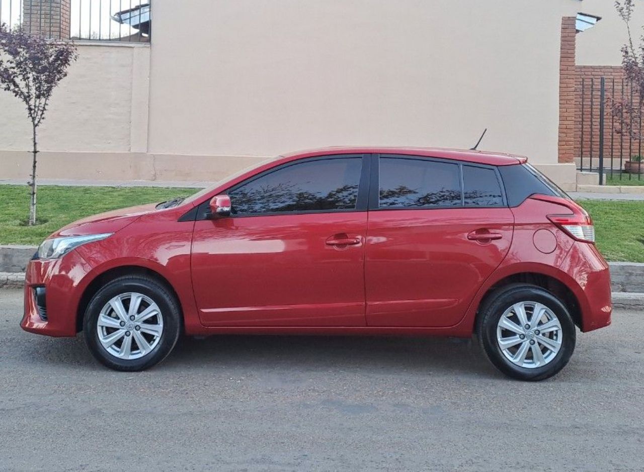 Toyota Yaris Usado en Mendoza, deRuedas
