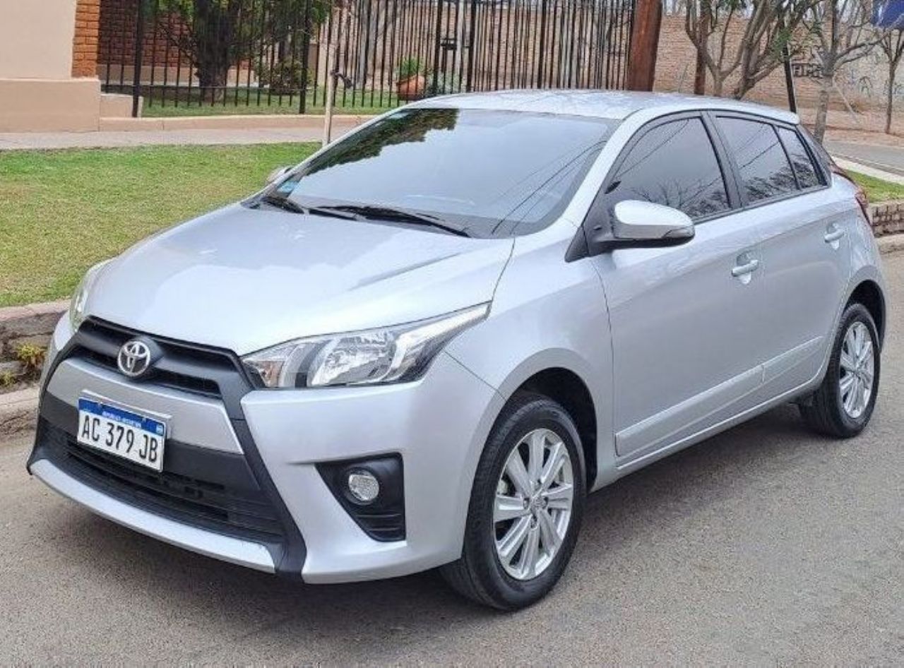 Toyota Yaris Usado en Mendoza, deRuedas