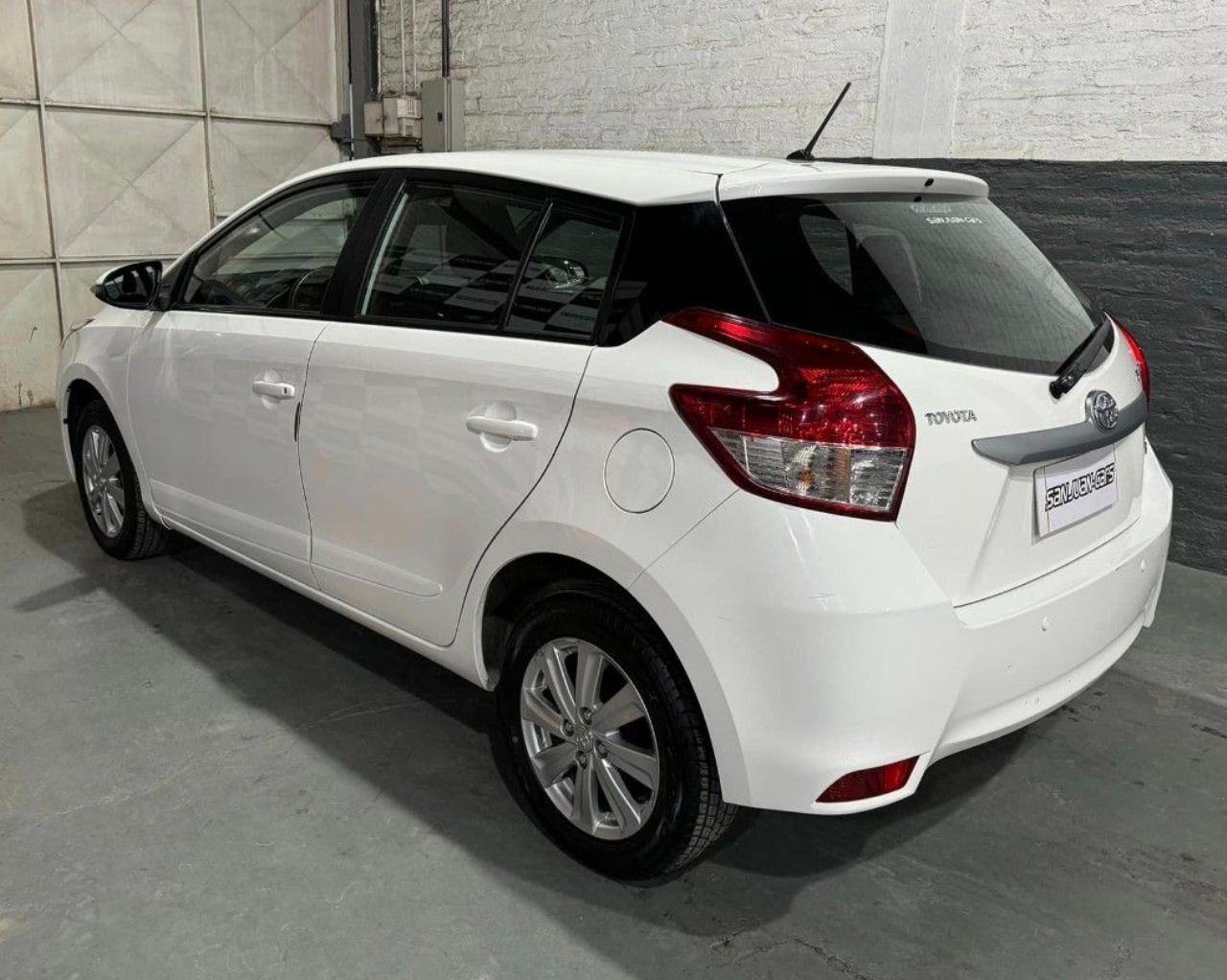 Toyota Yaris Usado Financiado en San Juan, deRuedas