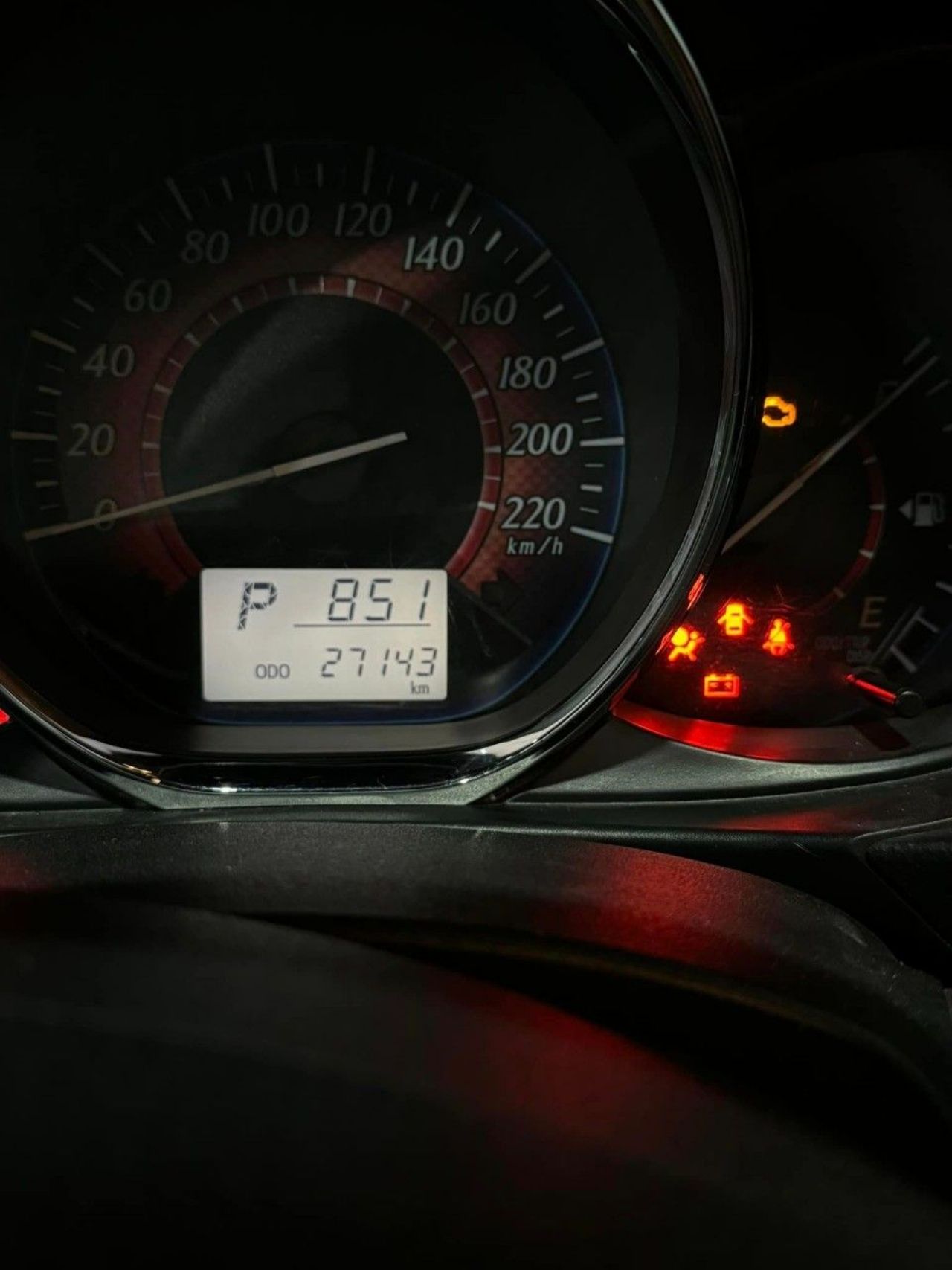 Toyota Yaris Usado Financiado en San Juan, deRuedas