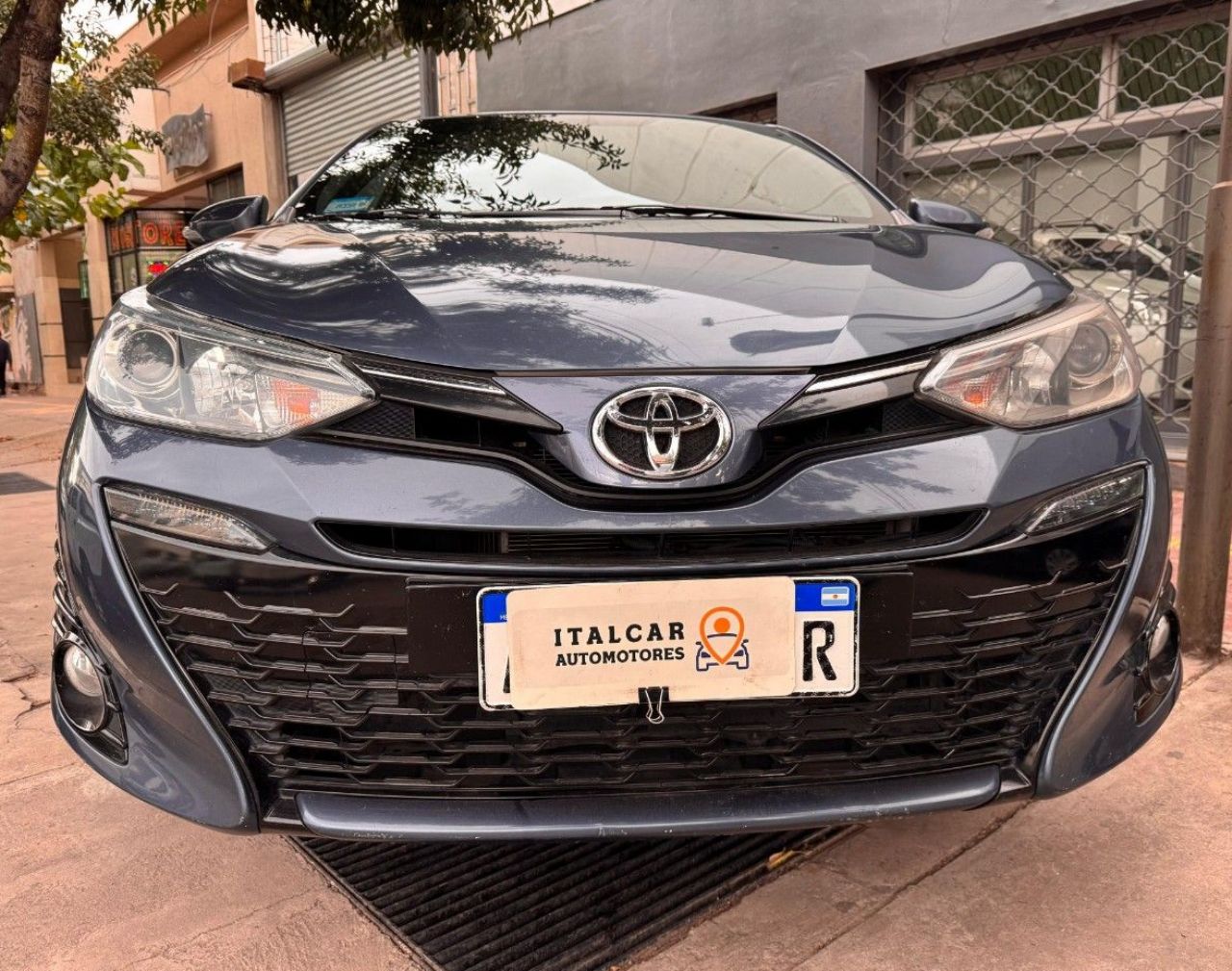 Toyota Yaris Usado Financiado en Mendoza, deRuedas