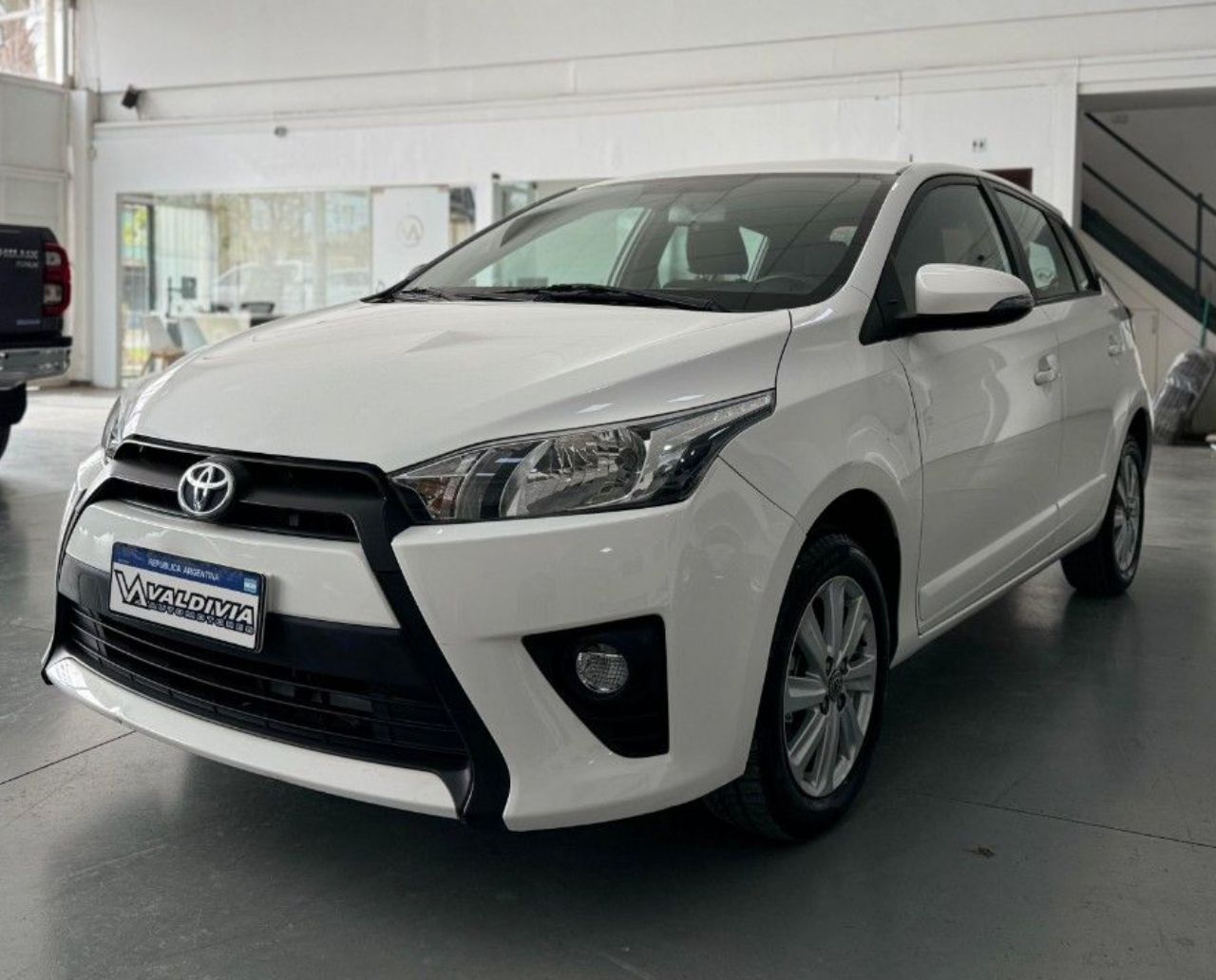 Toyota Yaris Usado Financiado en San Juan, deRuedas
