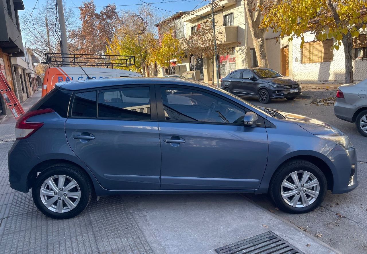 Toyota Yaris Usado en Mendoza, deRuedas