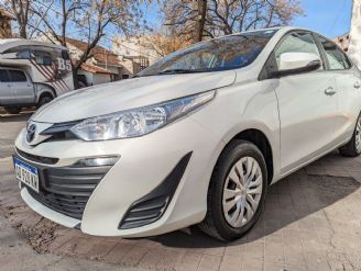 Toyota Yaris Usado en Mendoza Financiado