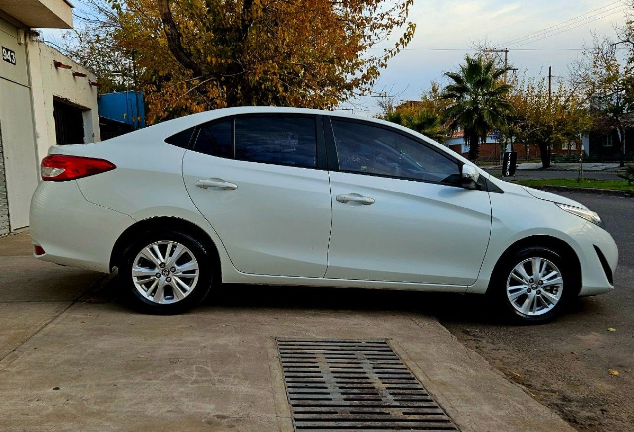 Toyota Yaris Usado en Mendoza, deRuedas