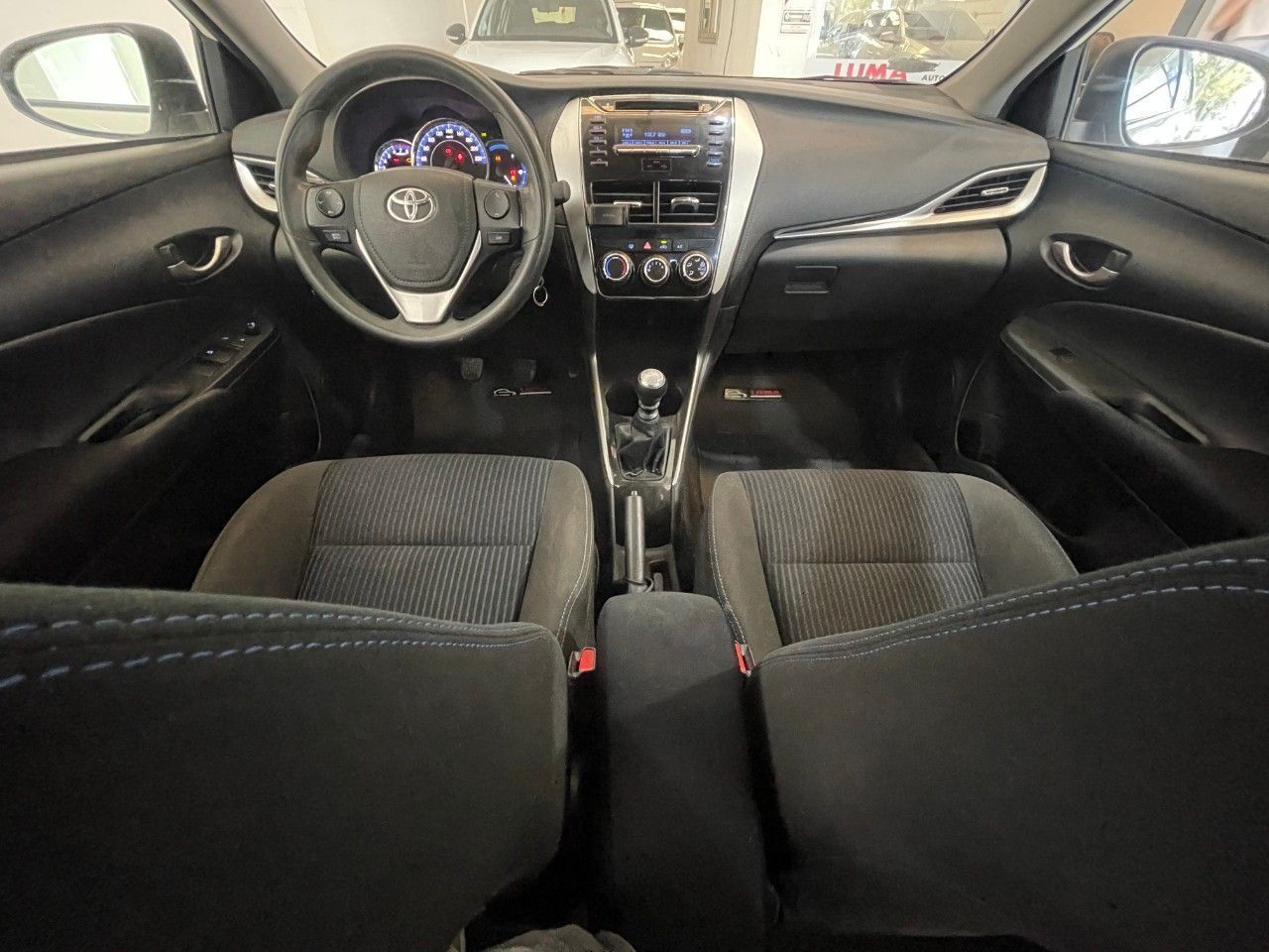 Toyota Yaris Usado Financiado en Mendoza, deRuedas