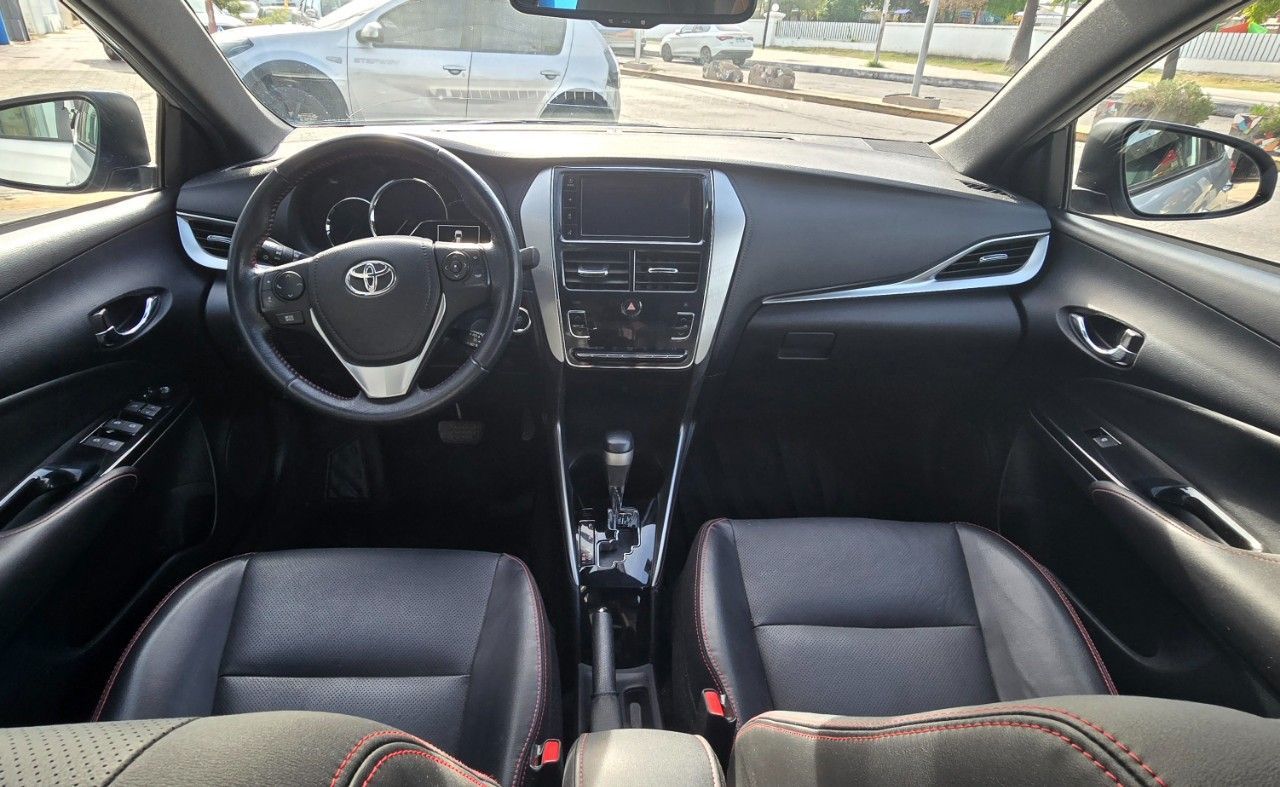 Toyota Yaris Usado Financiado en Mendoza, deRuedas