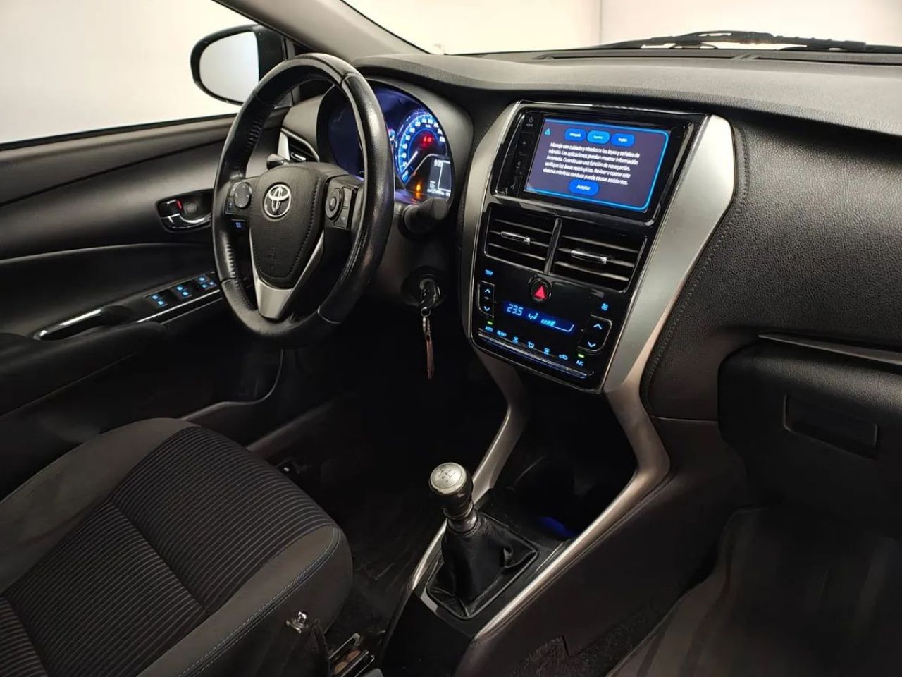 Toyota Yaris Usado en Córdoba, deRuedas