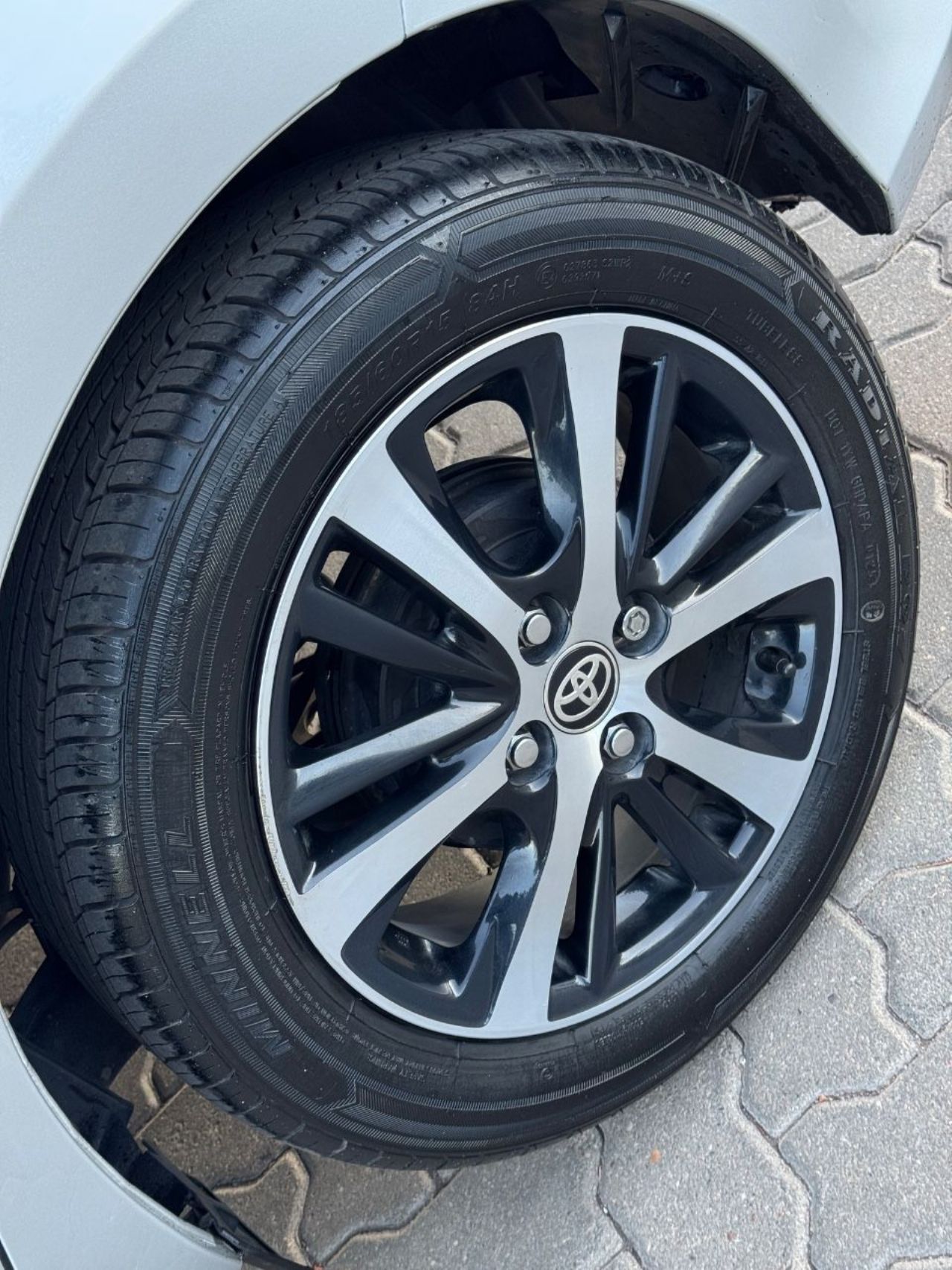 Toyota Yaris Usado en Mendoza, deRuedas